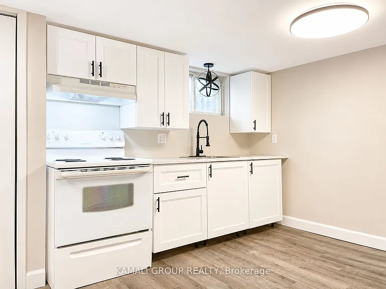 112 Dorothy St #BASEMENT — Photo 5