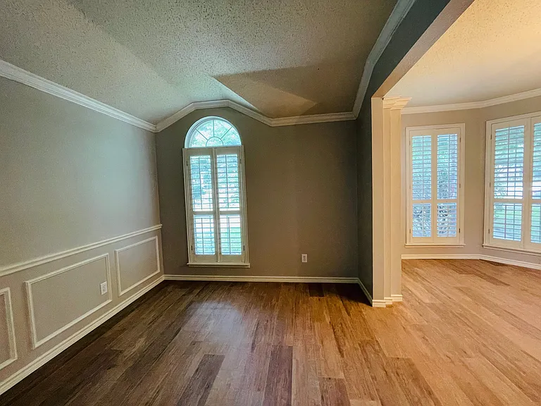 5621 Flowerwood Ln — Photo 12