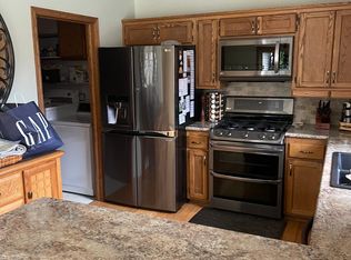 W183S7884 Kelly Dr, Muskego, WI 53150