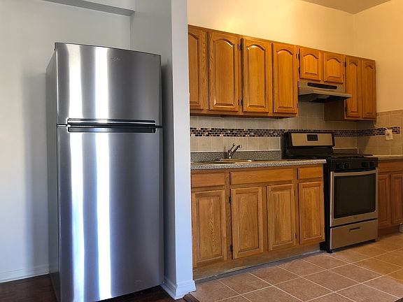 3rd image of 97 Fort Washington Ave APT 4C