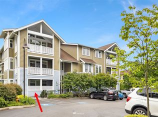 120 Hall Brothers Loop UNIT 101, Bainbridge Island, WA 98110