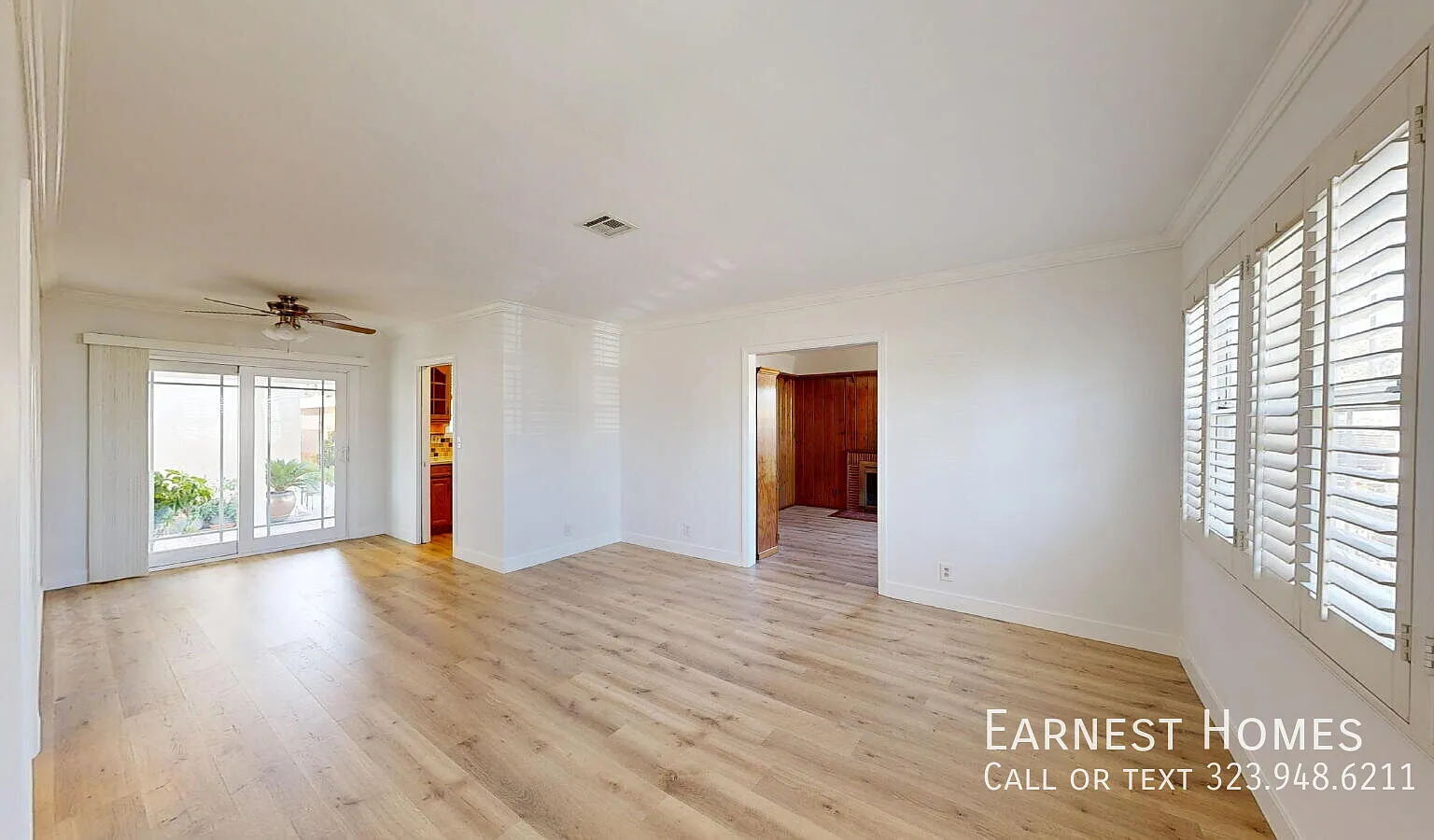 Delightful 3 Bed, 1.5 Bath Home in Prime North Hollywood Location — Photo 2