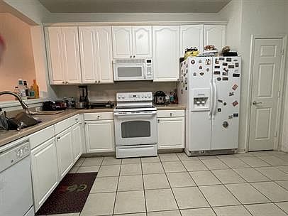 5th image of 6310 Castelven Dr