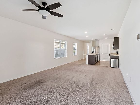 4th image of 29502 Caspian St