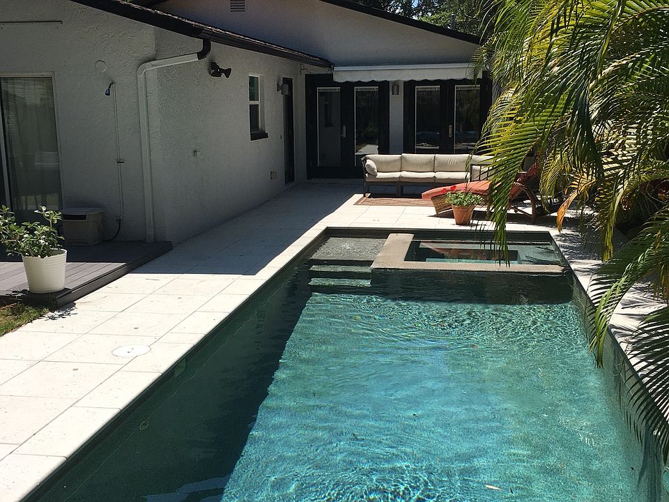 house view from pool