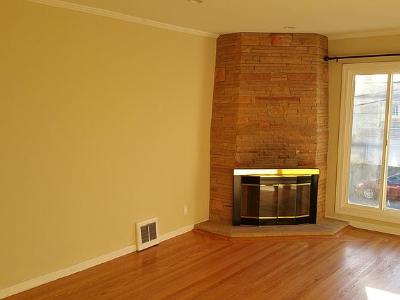 2nd image of 2722 39th Ave