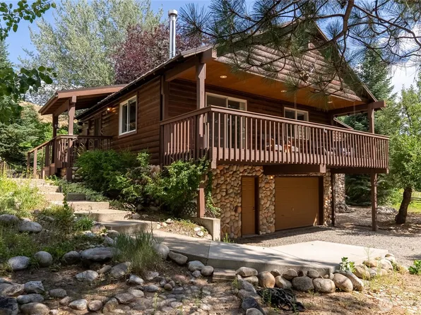 14 Apple Way N, Winthrop, WA 98862