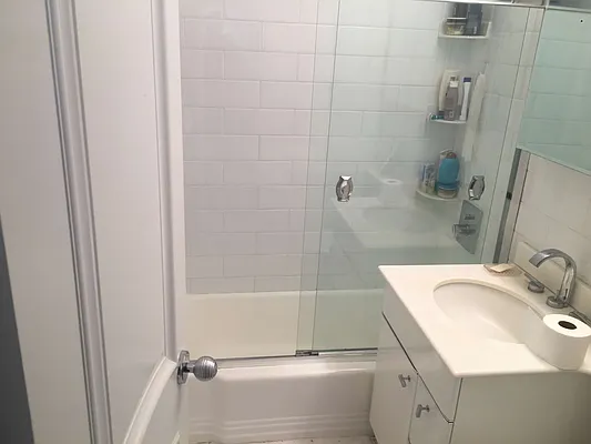 Rented by New York City Apartments | media 30