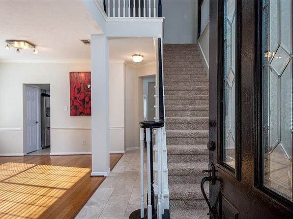 3rd image of 18615 Dennington Dr