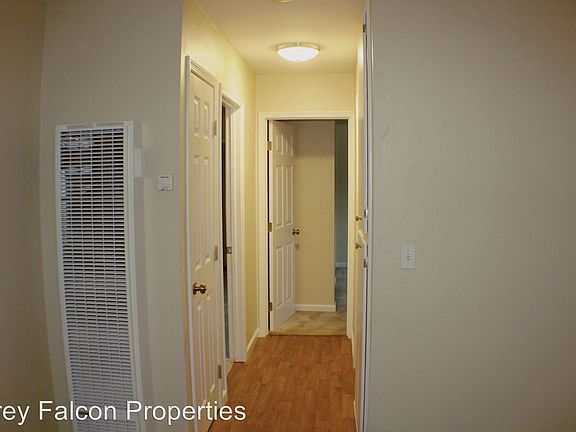 4th image of 2654 Farel St APT 4