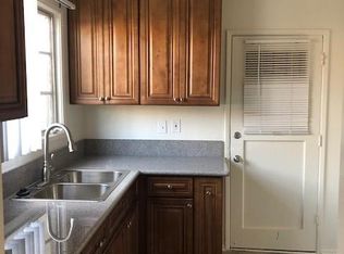 4027 West Blvd, Los Angeles, CA 90008