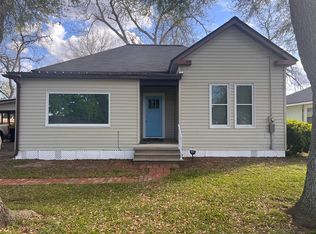 412 Avenue C, Wharton, TX 77488