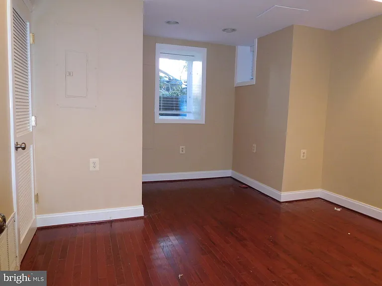 1318 W St NW #1 — Photo 18
