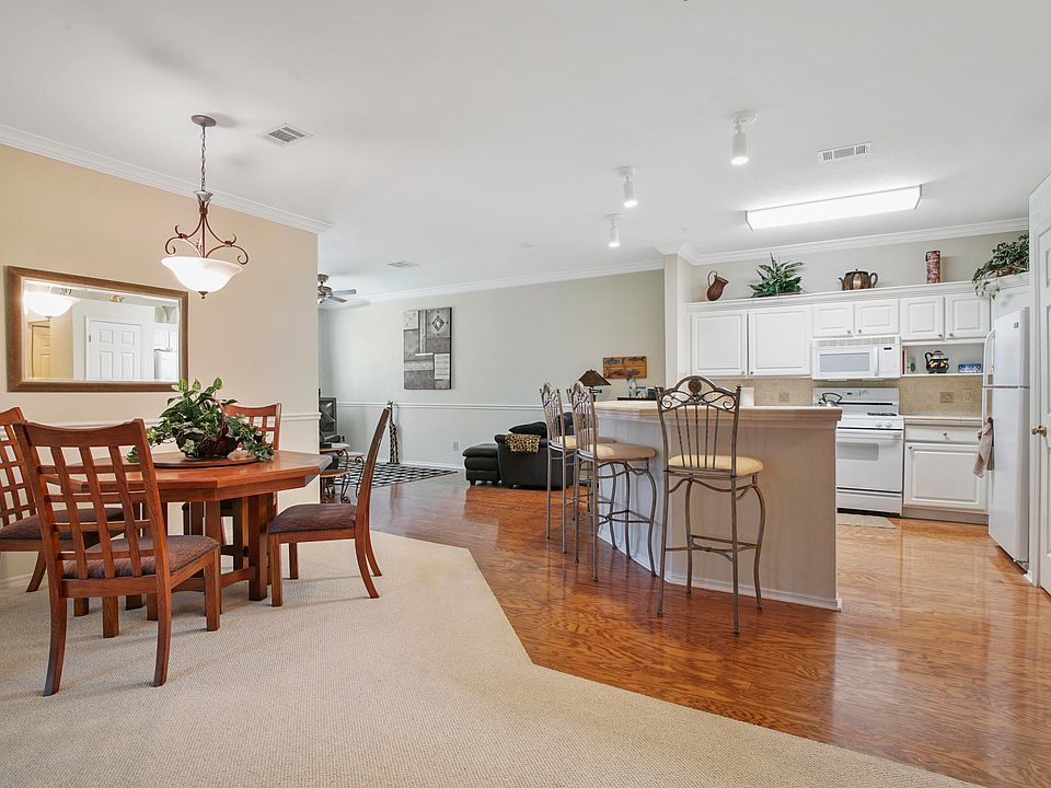 1st image of 13810 SUTTON PARK Drive #529