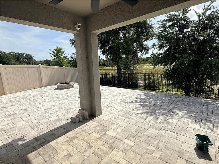 2916 Sunridge Loop — Photo 15