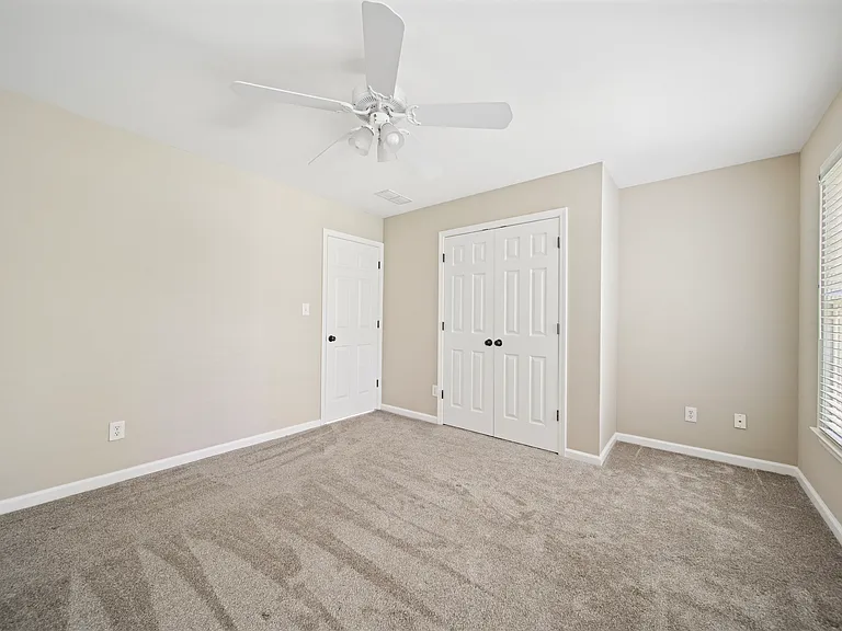 375 White Rose Trce — Photo 17