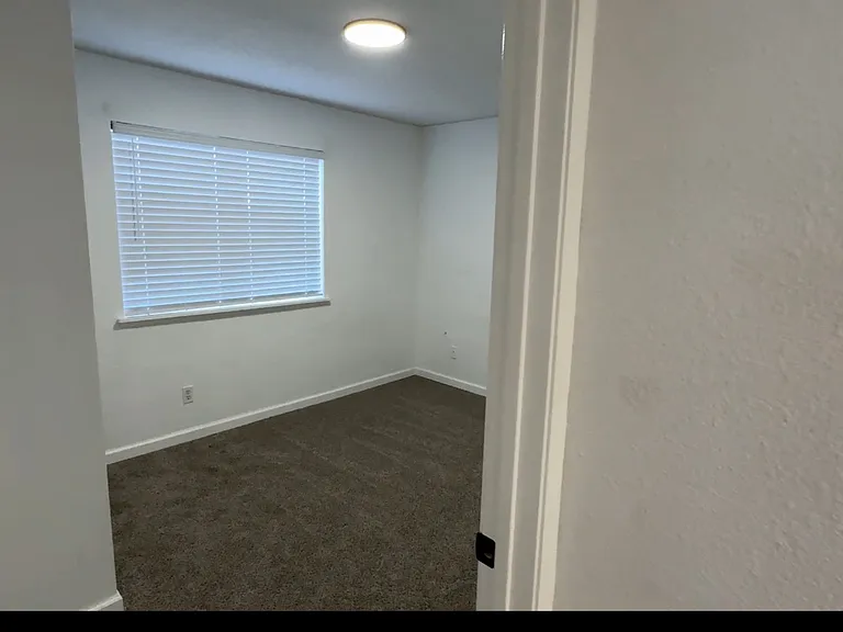418 Pine Way — Photo 7