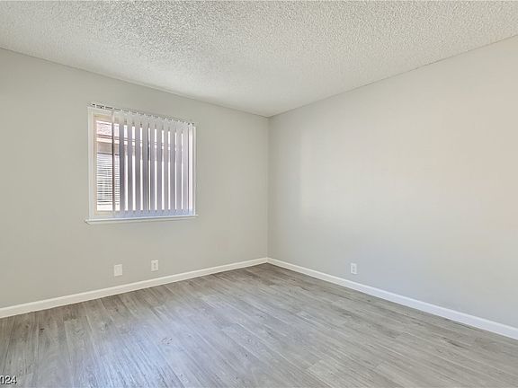 5th image of 3700 Snorkel Cir Unit 3