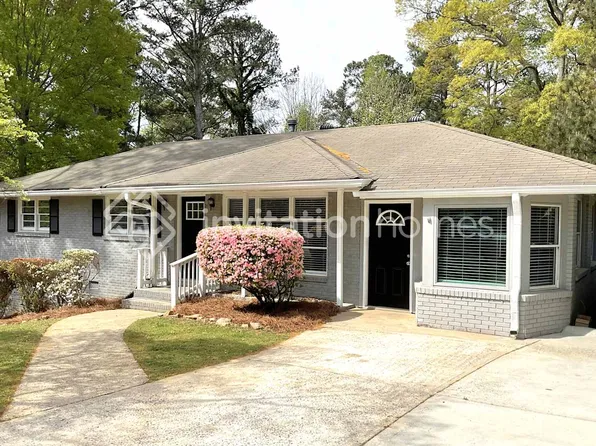 4378 Chelou Dr, Austell, GA 30106