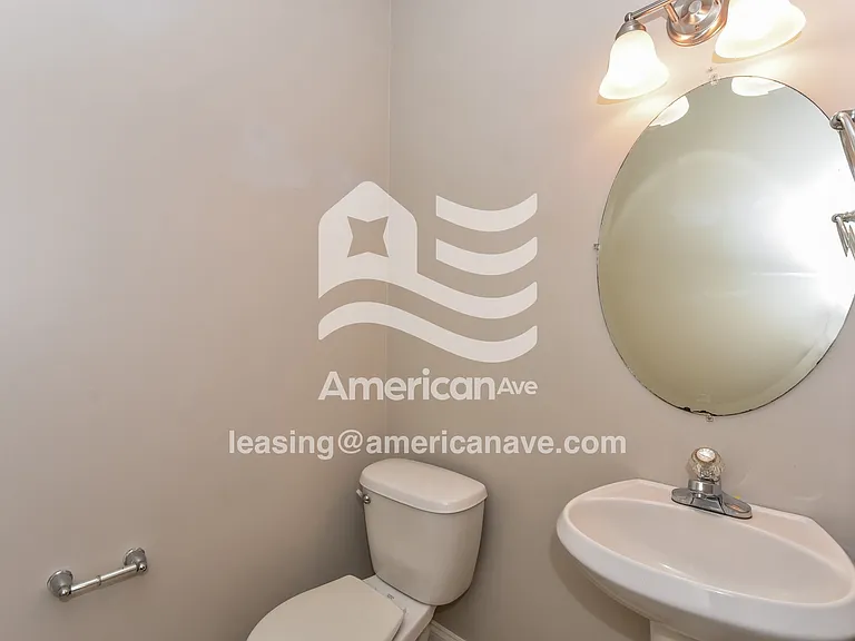 11997_013_bathroom_14132140.jpg