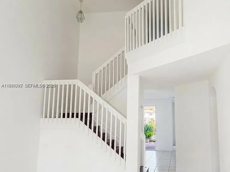 11541 NW 68th Ter #11541 — Photo 3
