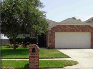 1503 Squire Dr, Baytown, TX 77521