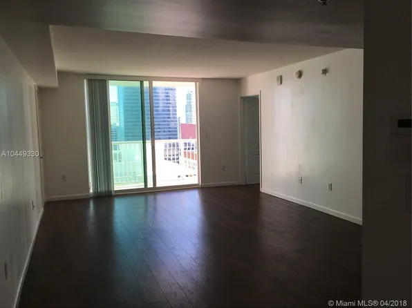 1200 Brickell Bay Dr APT 2815, Miami, FL 33131
