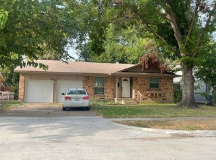 2637 Gross Rd, Dallas, TX 75228