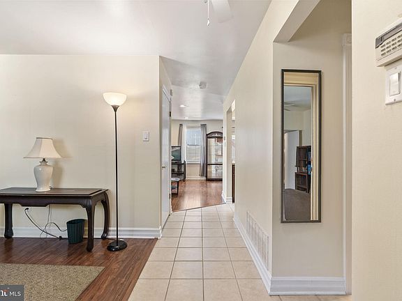 2nd image of 1029 Baywood Dr