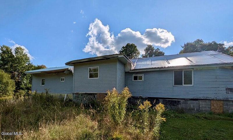 3rd image of 339 Orebed Road