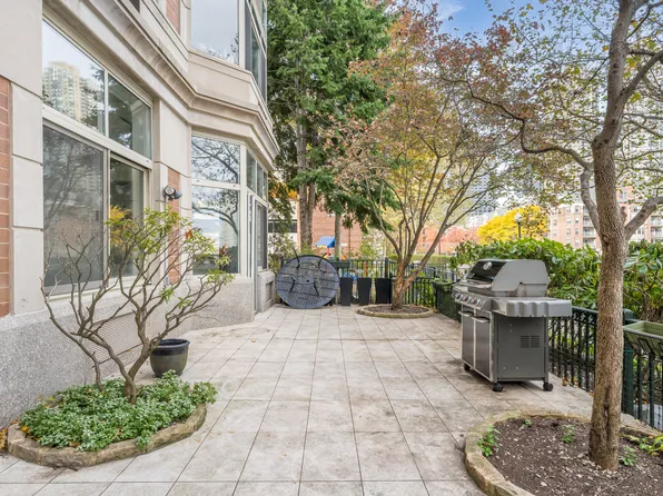 20 2nd Street image 9 of 39