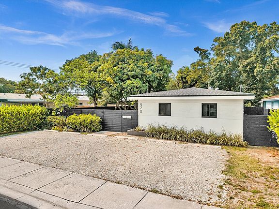 3rd image of 970 NE 38th Street