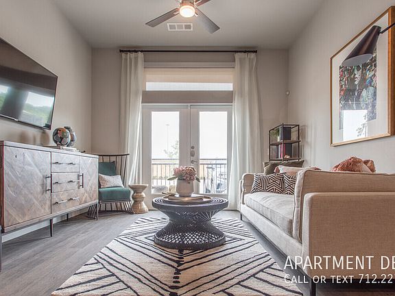 5th image of 2720 Minimax Dr #243