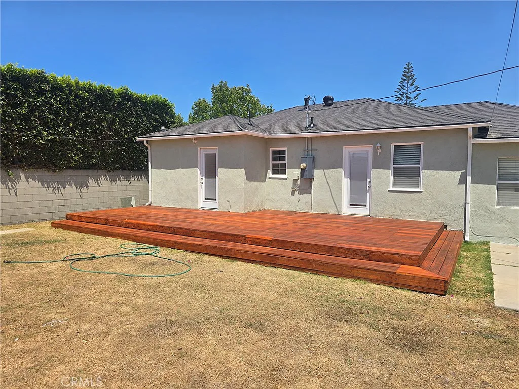 2 bed, 872 sqft, $3,595 — Photo 3