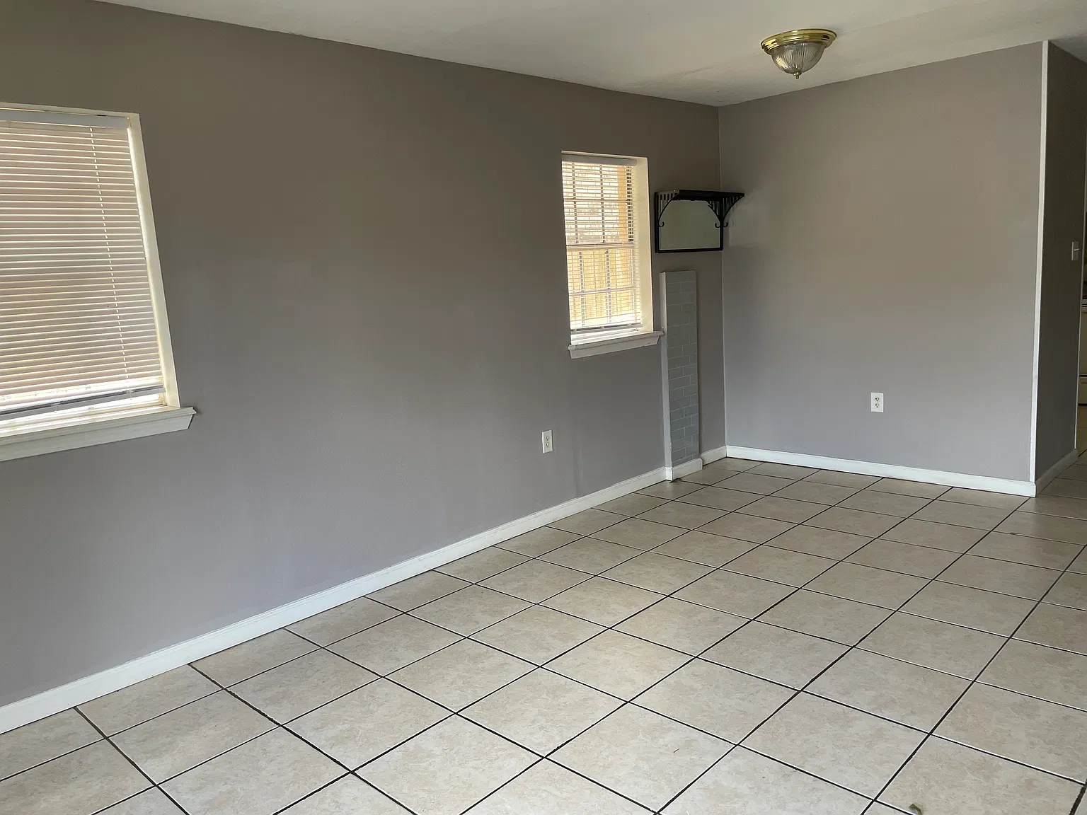 2 bed, 1.5 bath, 1000 sqft, $1,200 — Photo 4