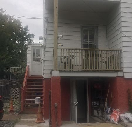 3rd image of 554-556 Highland Ave