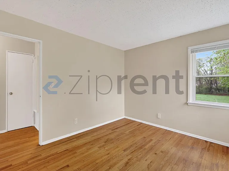 30 Mary Ln — Photo 17