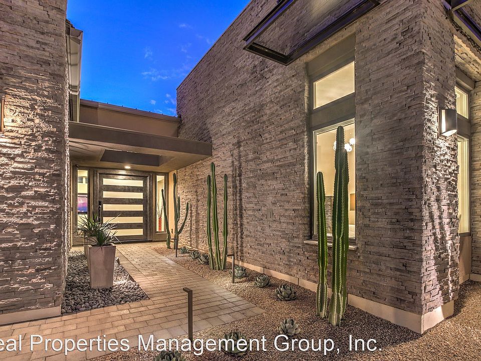 1st image of 2212 Overlook Canyon Ln