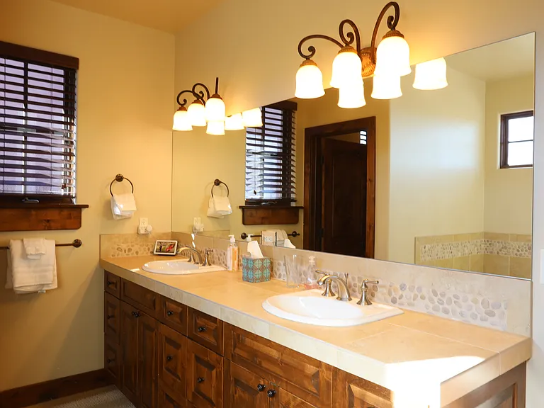 110 Lara Pl — Photo 17