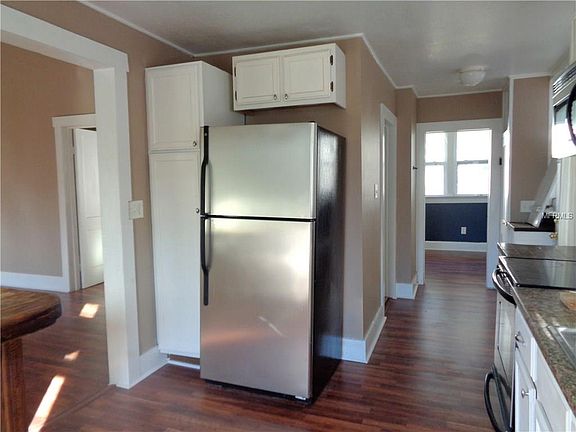 3rd image of 37638 Florida Ave