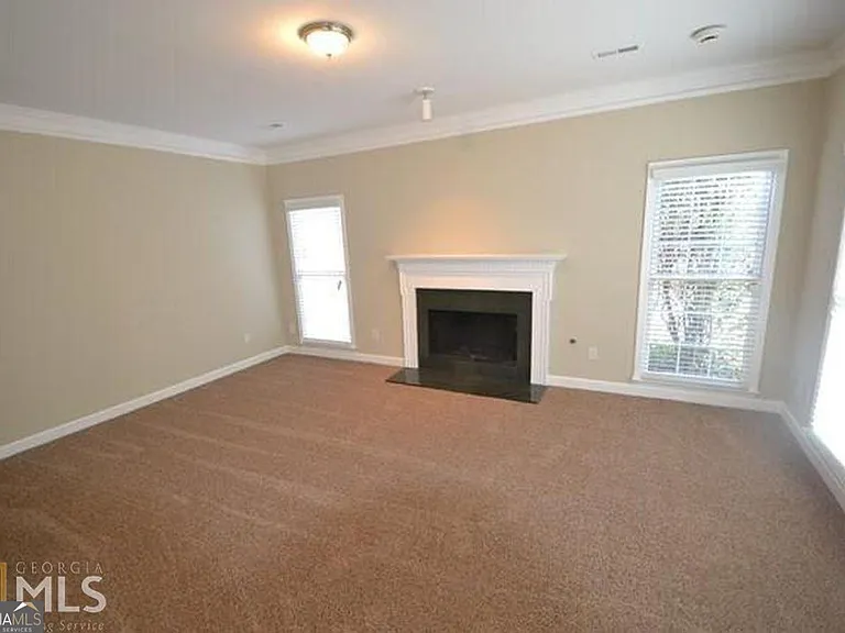 104 Inverrary Ct — Photo 9
