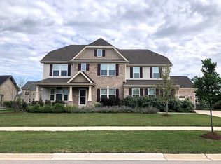 4828 Shumard Ln, Naperville, IL 60564