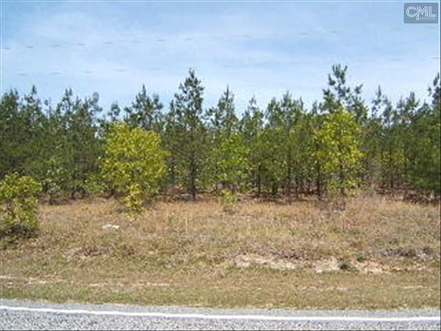 2nd image of 962 Robinson Town Rd
