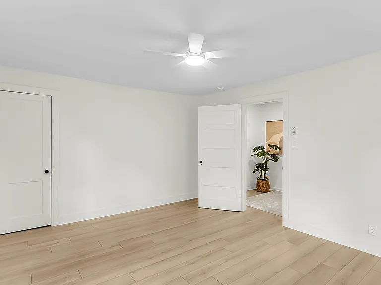 4412 Holmes Ave — Photo 8
