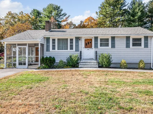 1370 Varnum Ave, Lowell, MA 01854