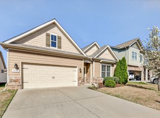 4056 Cannonsgate Ln, Murfreesboro, TN 37128