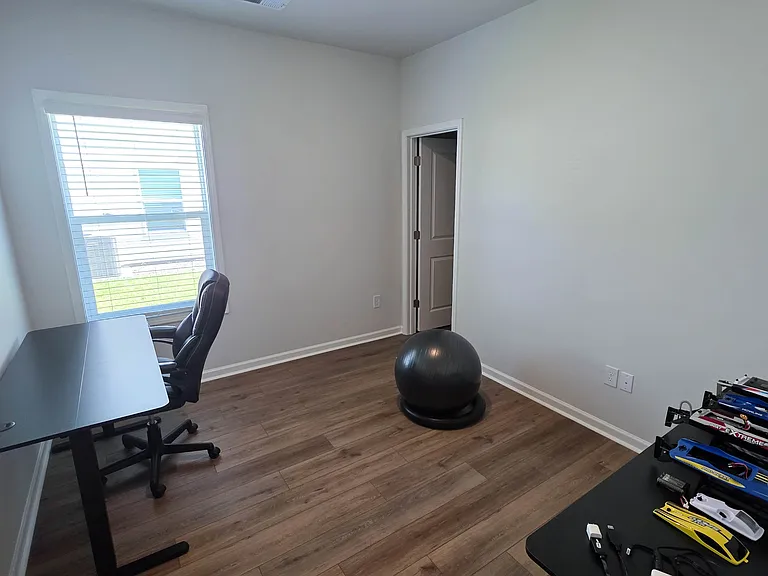 427 McGarry Dr — Photo 14