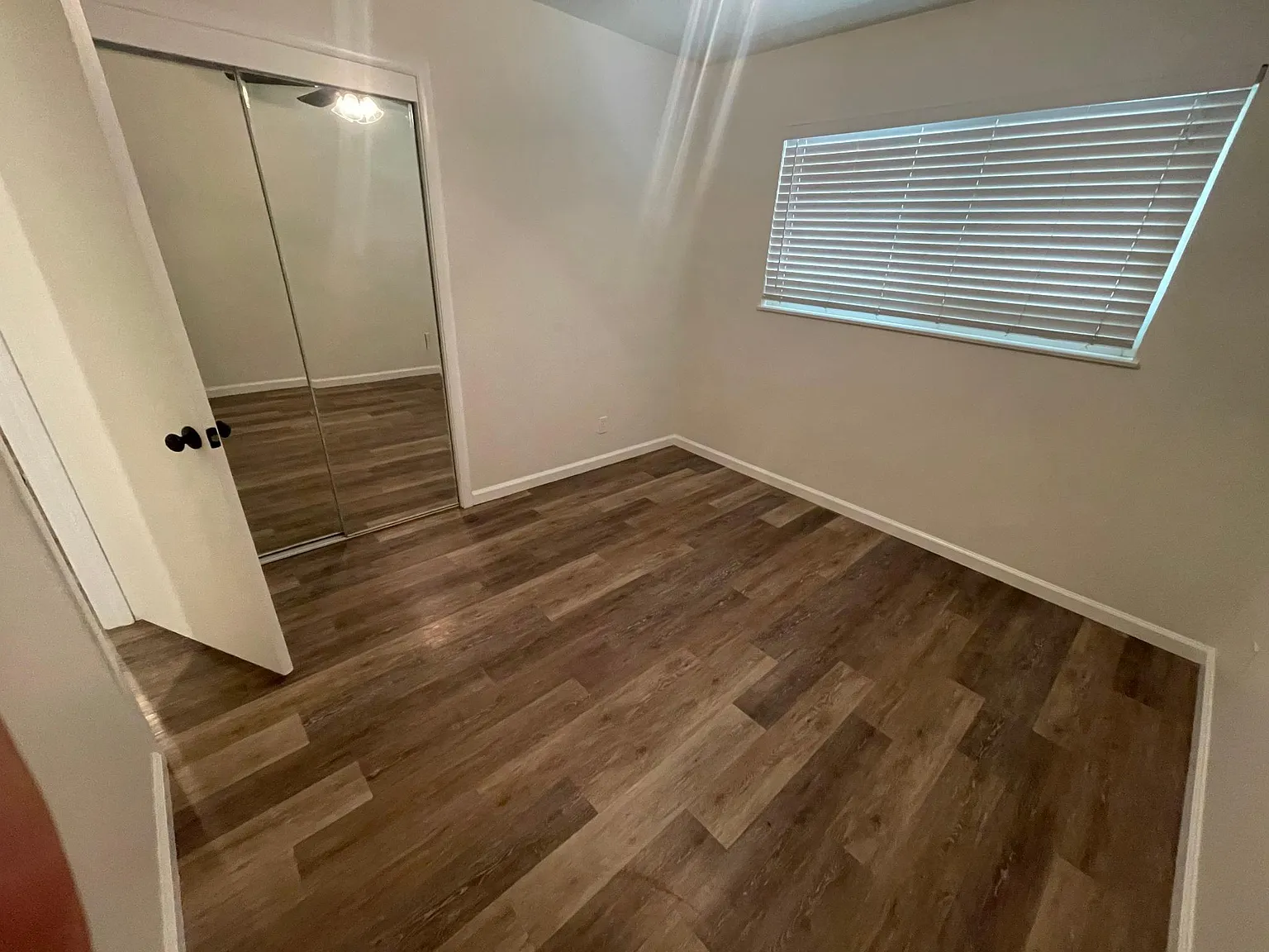 2 bed, 750 sqft, $2,100 — Photo 3