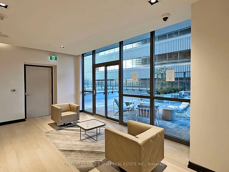 395 Bloor St E #4710 — Photo 37