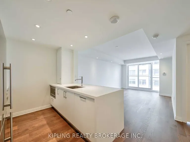 101 Saint Clair Ave W — Photo 13